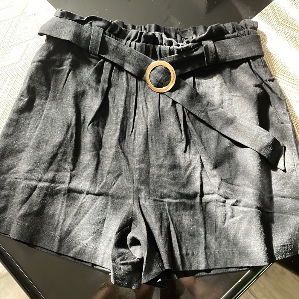 brand new Jc Penny linen like shorts